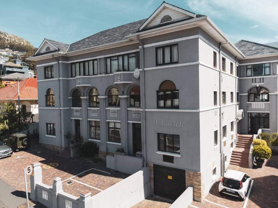 Cozy One-Bedroom In The Heart Of Sea Point Cidade Do Cabo Exterior foto