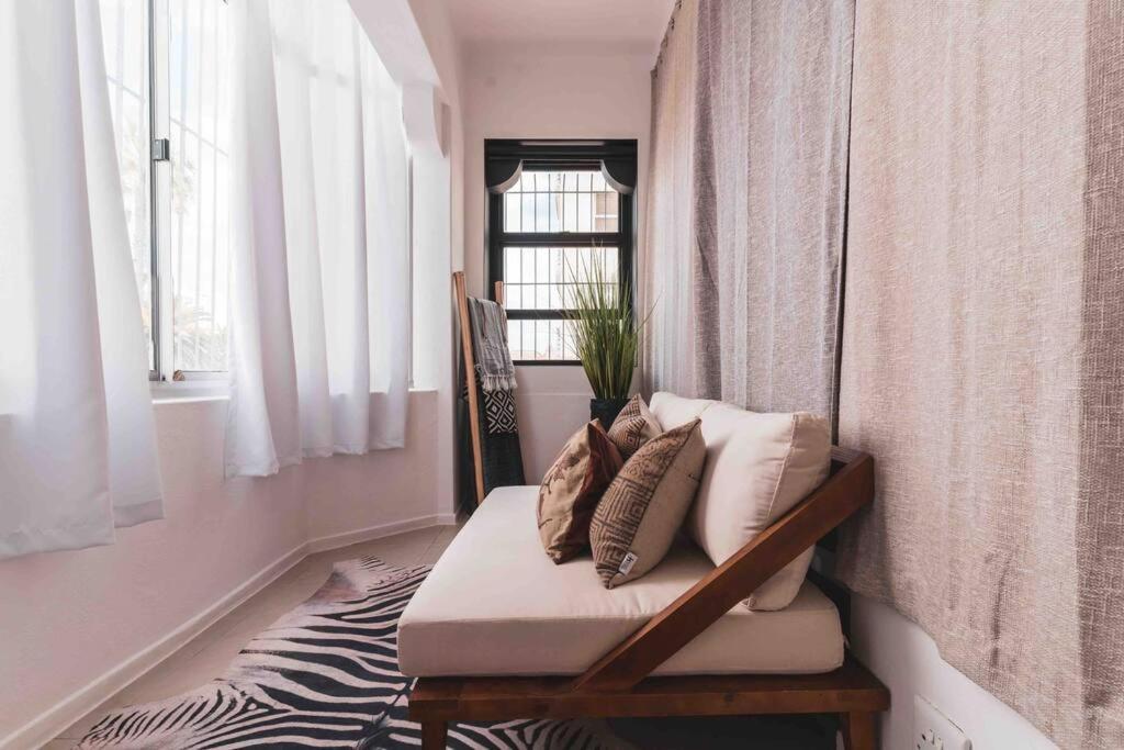 Cozy One-Bedroom In The Heart Of Sea Point Cidade Do Cabo Exterior foto