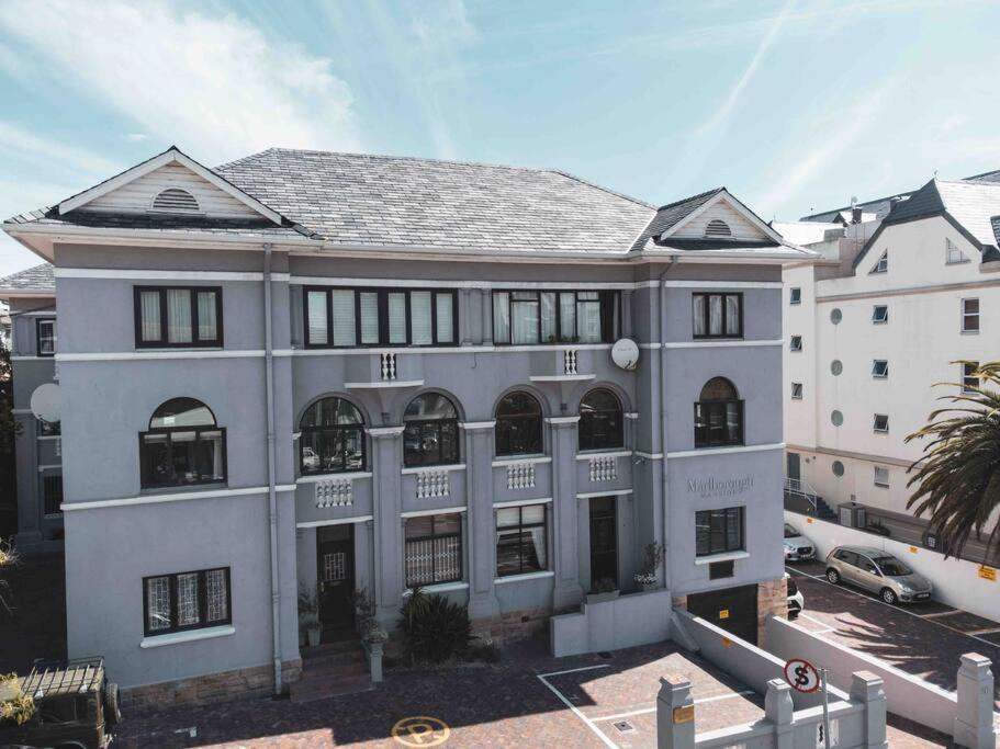 Cozy One-Bedroom In The Heart Of Sea Point Cidade Do Cabo Exterior foto